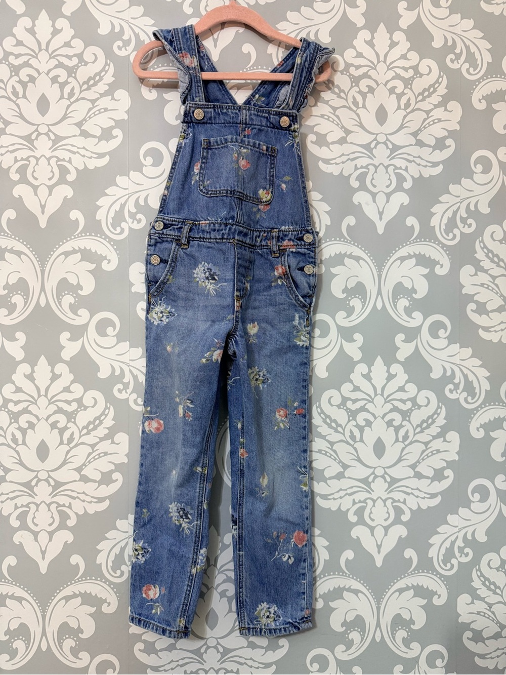 💫4/$25 • Gap Delicate Floral Print Ruffle Strap Denim Overalls